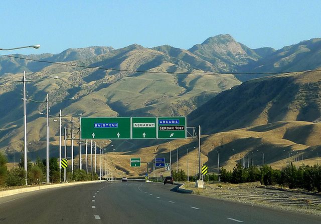 Turkmenistan roads